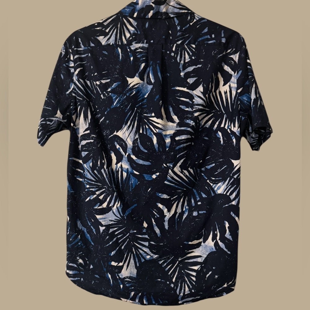 Michael Kors‎ Blue Tropical Leaf Print Men's Button Down Short Sleeved Shirt - Picture 4 of 6